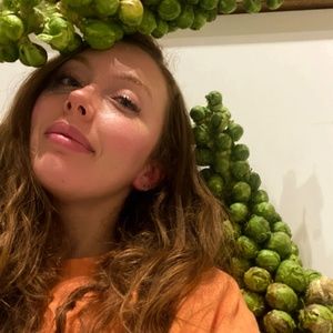 Meet your Posher, Mila